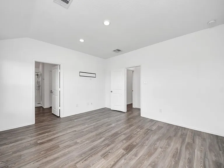 26631 Castiel Dr — Photo 24