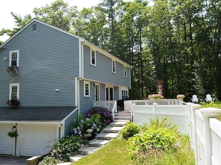74 North St — Photo 2