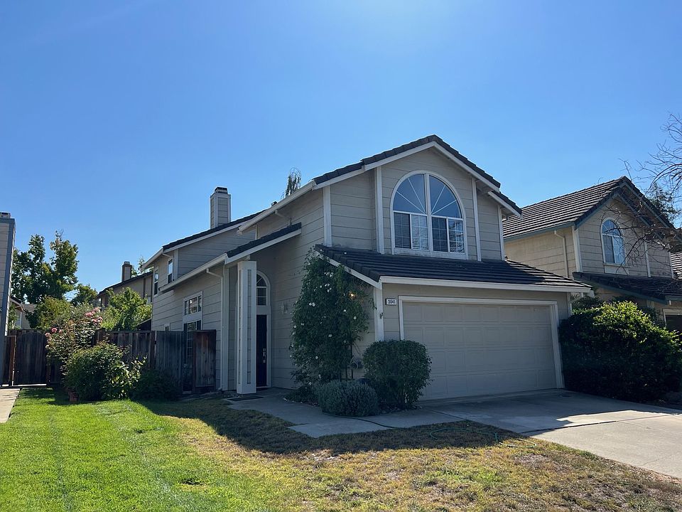 1st image of 3041 Badger Dr