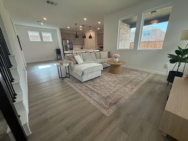 14131 Gallatin St — Photo 8