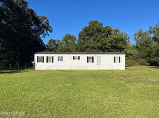6120 River Rd, Vanceboro, NC 28586