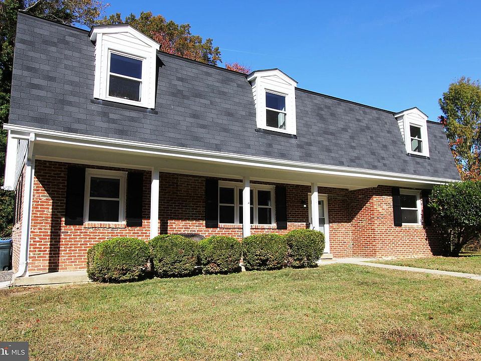 1st image of 403 Bland Dr