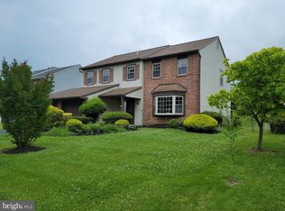 10 Boulder Ln, Horsham, PA 19044