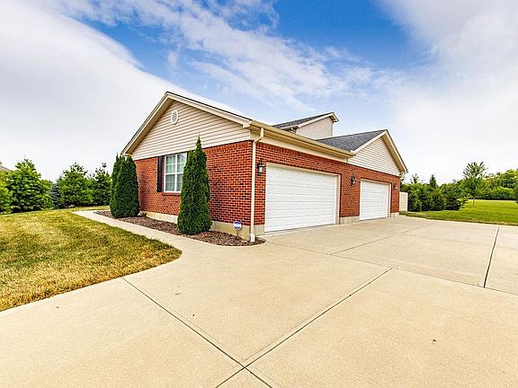 4th image of 2046 Loeb Dr