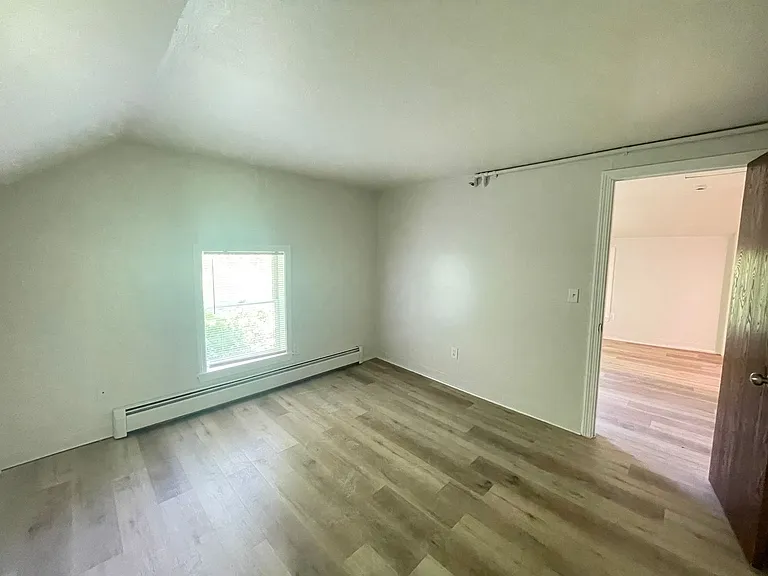 98 Main St #8 — Photo 11