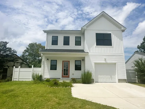 3996 Topaz Ln, Virginia Beach, VA 23456