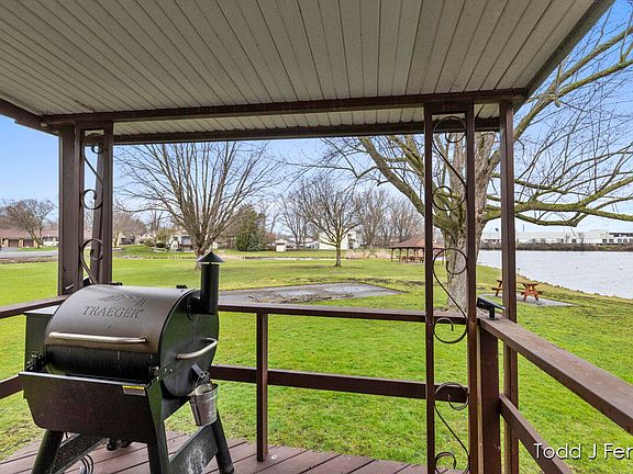 5th image of 2127 Melvin St SW #9
