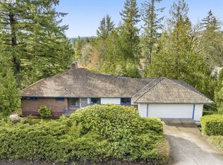 7250 SW Canyon Dr, Portland, OR 97225