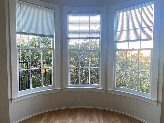 5th image of 1428 Steiner St #8