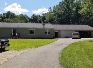 1116 E State Rd, Hastings, MI 49058