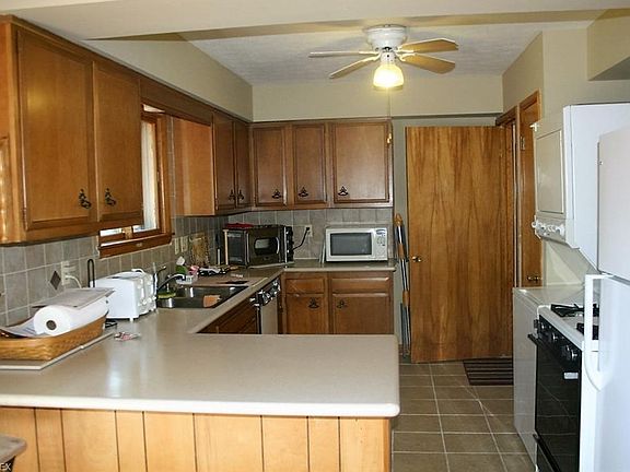 3rd image of 4474 Wolff Dr
