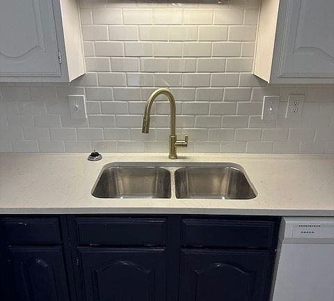 3rd image of 3107 Galemeadow Dr