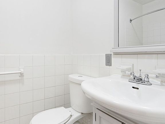 4th image of 147 W 136th St APT 4