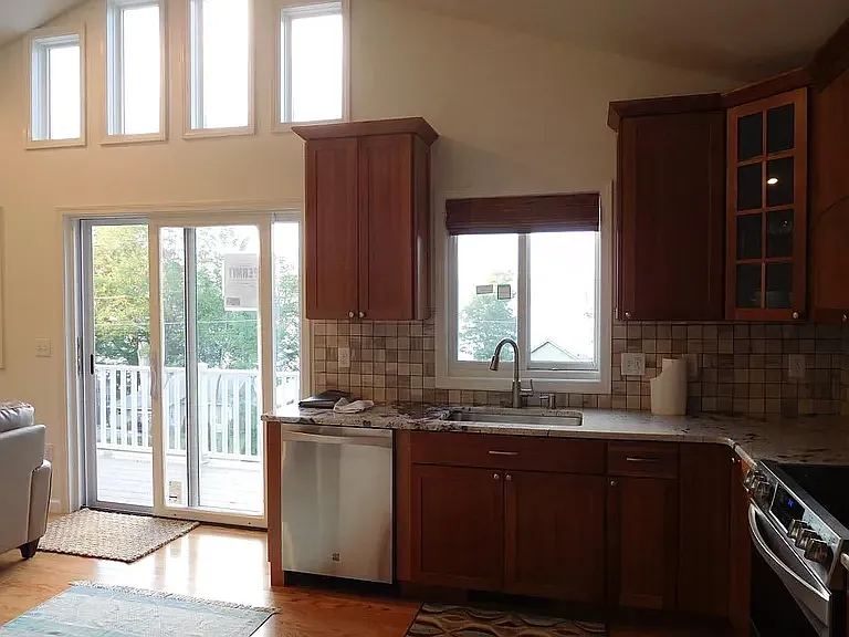 1422 Thornton Heights Rd — Photo 12