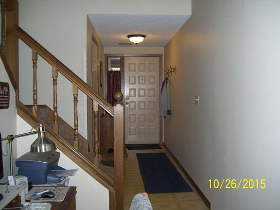 2nd image of 11119 Cottonwood St NW