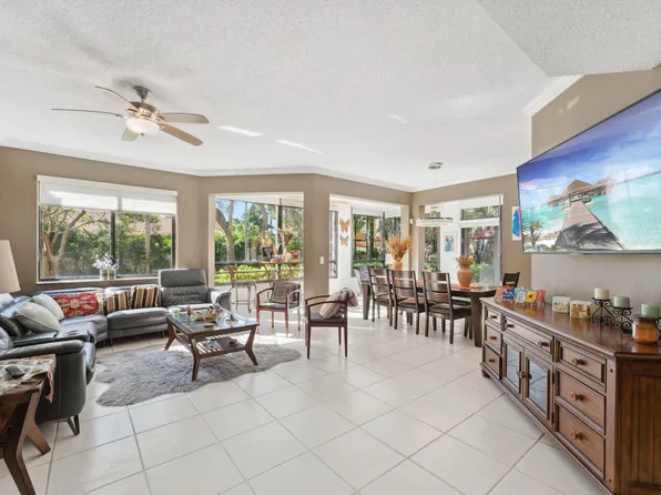 7546 La Paz Blvd 108, Boca Raton, FL 33433