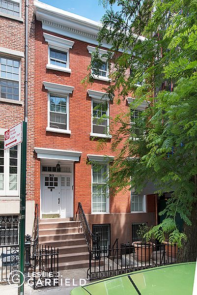 1st image of 313 E 18th St
