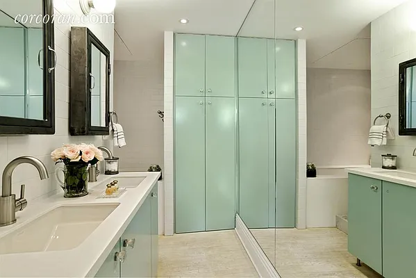 Sold by Corcoran | media 6