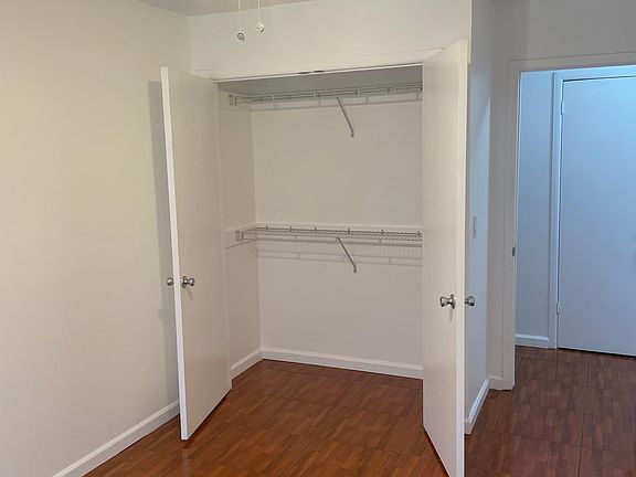 5th image of 6621 S West Shore Blvd #1