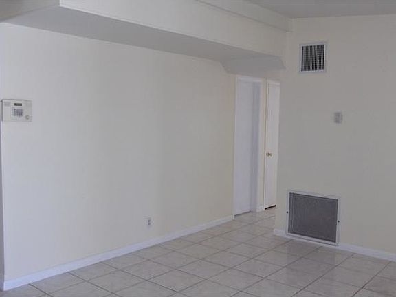 2nd image of 225 NW 11th Ave