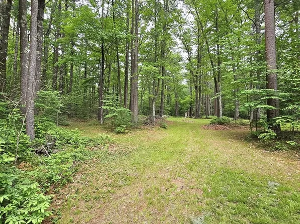 361-361A County Rd, Hanson, MA 02341
