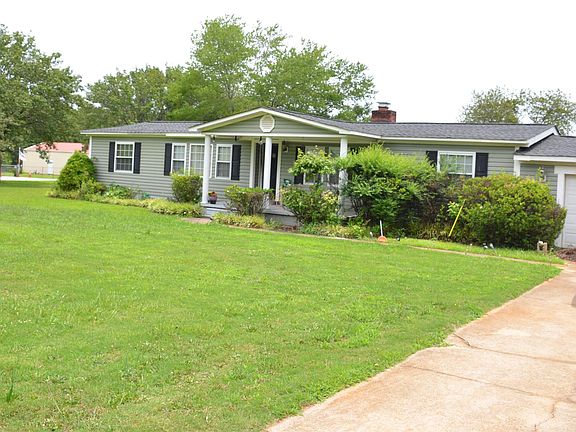 3rd image of 733 Brockman McClimon Rd