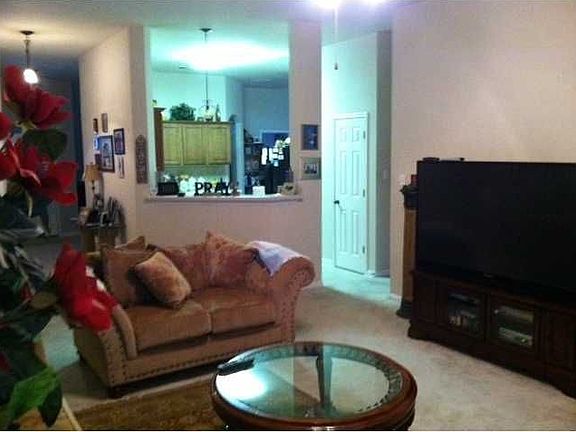 4th image of 106 Swenson Dr