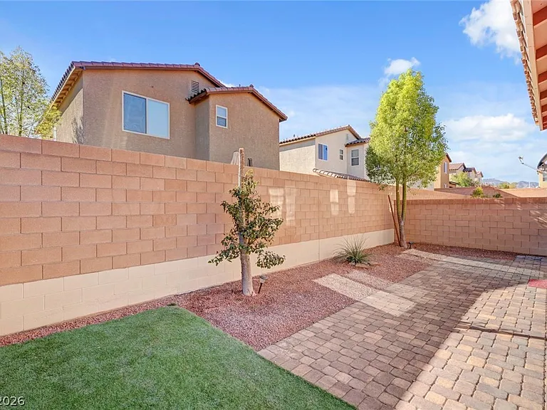 10735 Centerville Bay Ct — Photo 45