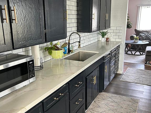 3rd image of 2703 E Goshen Avenue