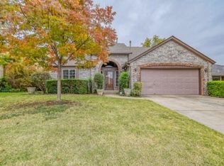 3212 Dove Hollow Ln, Norman, OK 73072