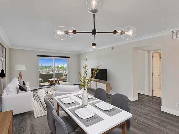 4th image of 900 NE 18th Avenue #703