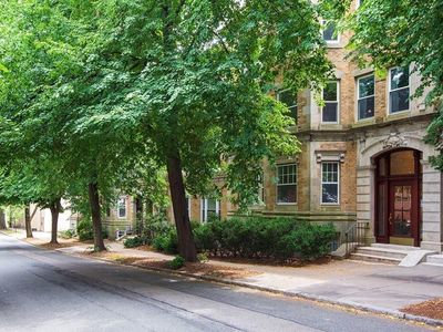 66 Parkman St APT 2, Brookline, MA, 02446