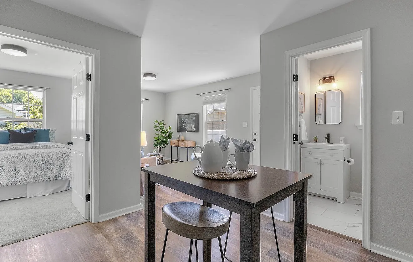 1 bed, 800 sqft, $1,775 — Photo 3
