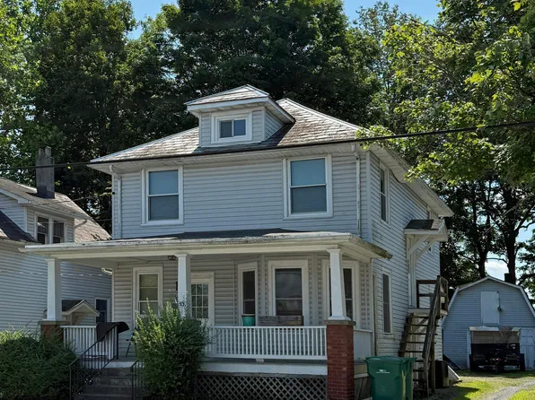 93 Henry St, East Stroudsburg, PA 18301