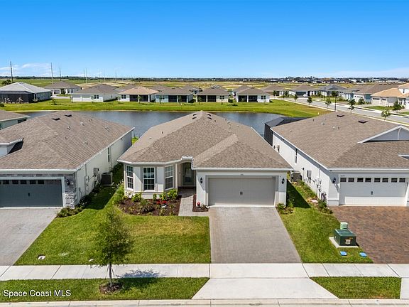 2nd image of 3582 Coastline Ln