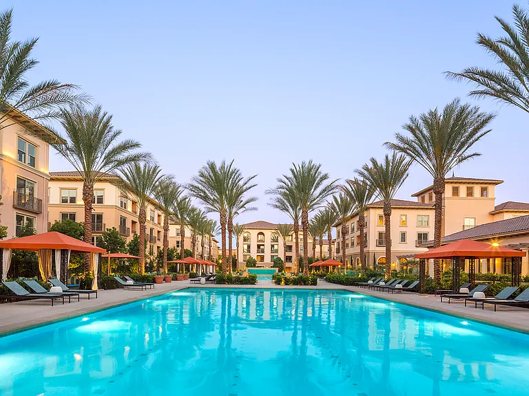 Westview at Irvine Spectrum — Photo 4