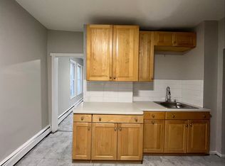 133 Godwin Ave APT 3, Paterson, NJ 07501