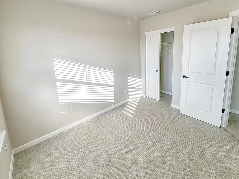 4245 SE Fortress Ln — Photo 9