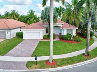 1709 Victoria Pointe Cir, Fort Lauderdale, FL 33327