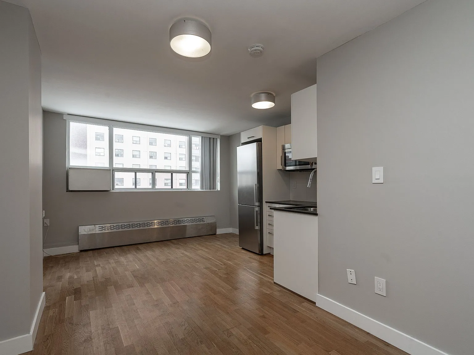 730 St. Clarens — Photo 4