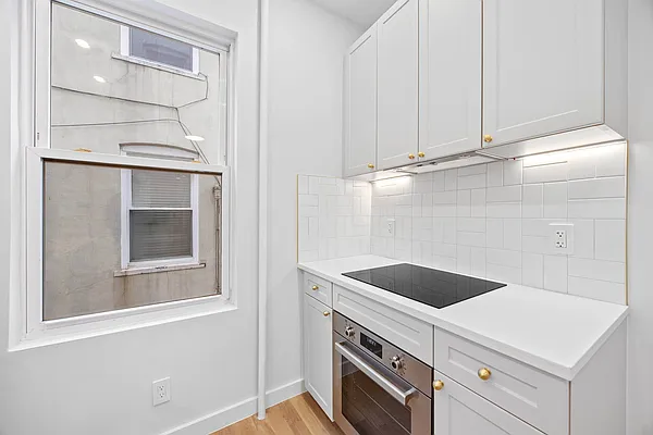 Rented by Kole Group | media 12