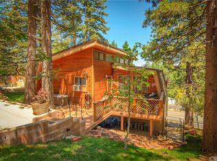 30741 Live Oak Dr, Running Springs, CA 92382