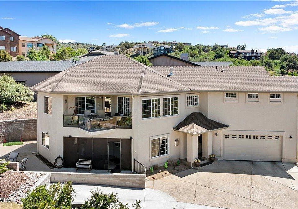 1st image of 271 Newport Dr