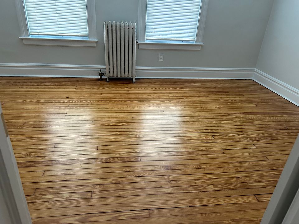2nd image of 374 Wilden Pl Floor 2