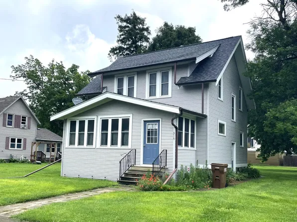 315 Ash Ave N, New Richland, MN 56072