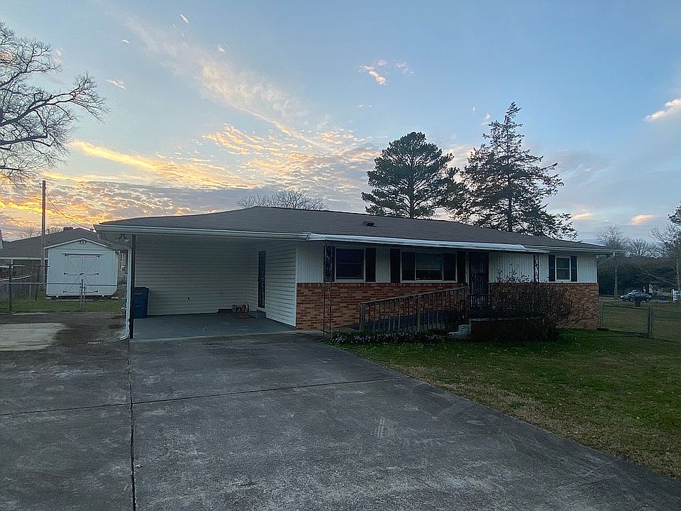 1st image of 31 Linda Ln