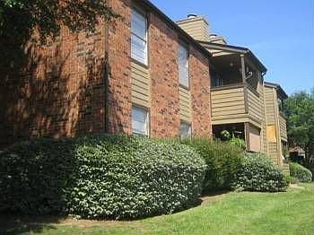 3rd image of 6424 Iron Horse Blvd