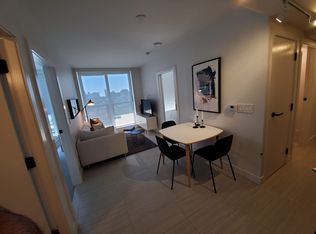 5058 Joyce St, Vancouver, BC V5R 4G9