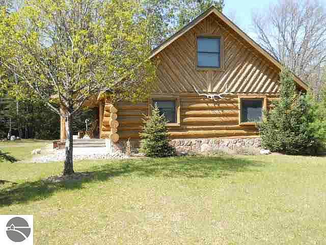 1st image of 146 W Log Cabin Trl
