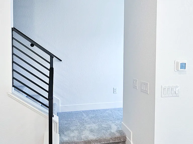 2034 S Holly St — Photo 17